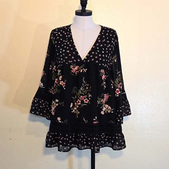 Maeve Blouse - Picture 1 of 7